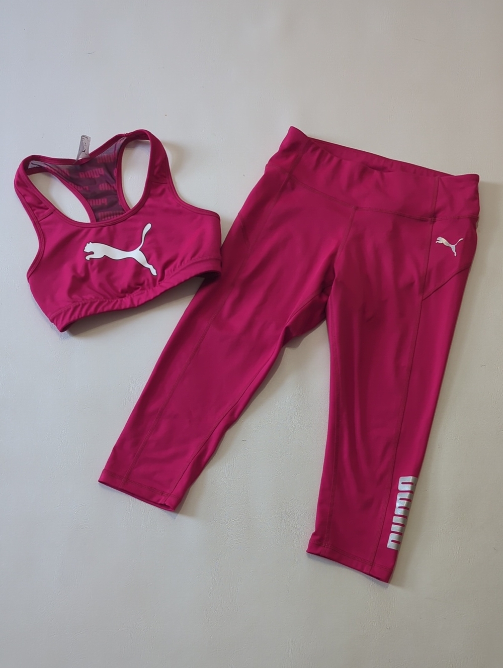Puma Women's Pink Workout Set Size Small Barbiecore Sports Bra Cropped Leggings